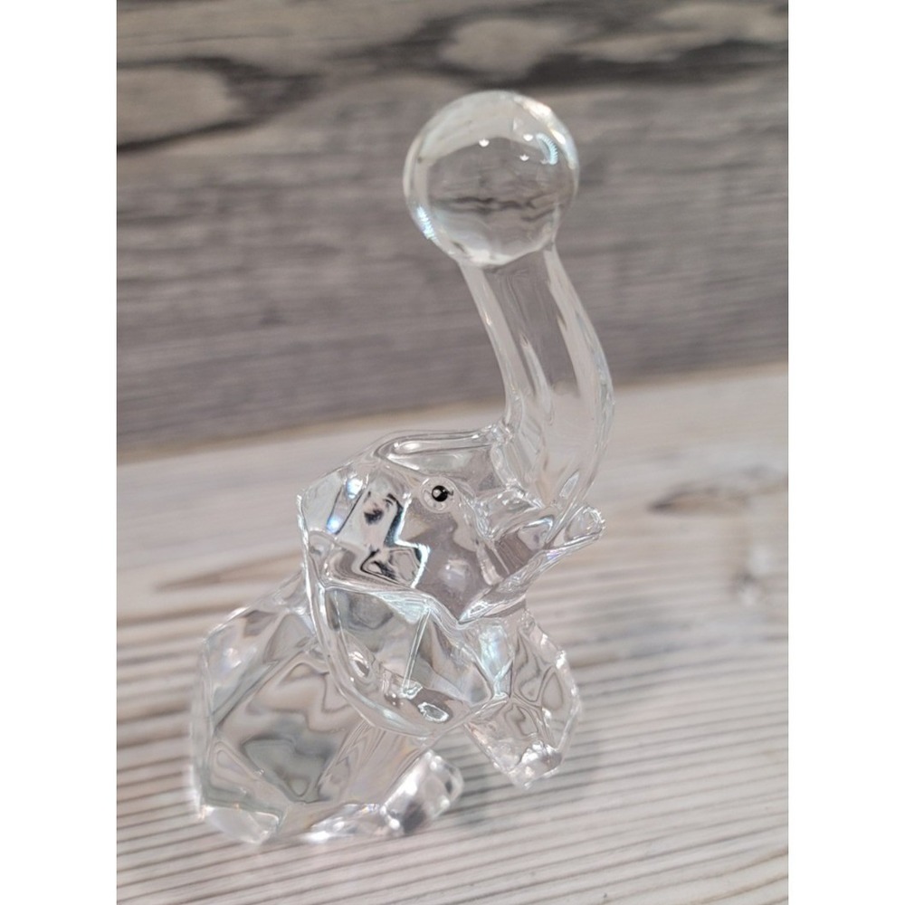 Swarovski crystal elephant 1988 Putzen line classic series excellent shape